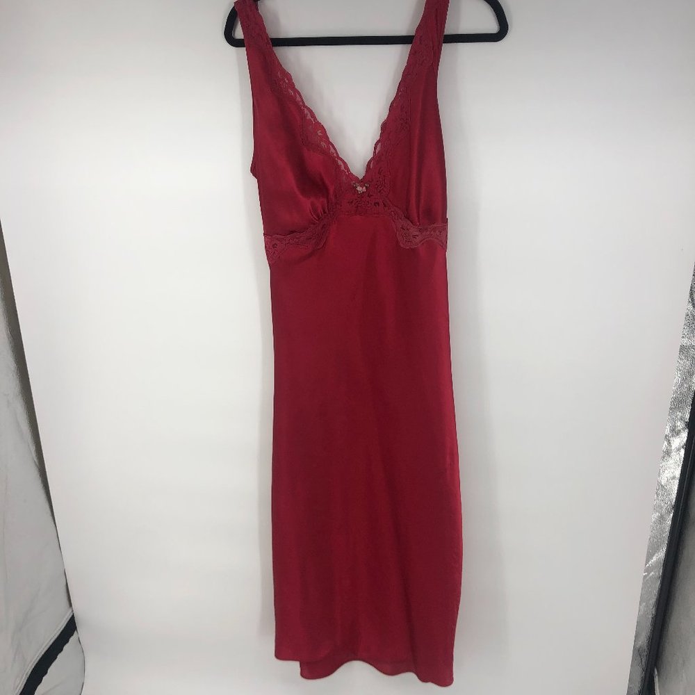 Expressions by California Dynasty Red Long Chemise Nightgown Slip GUC large